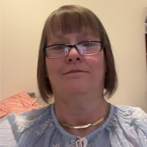 Meet your Posher, Gina